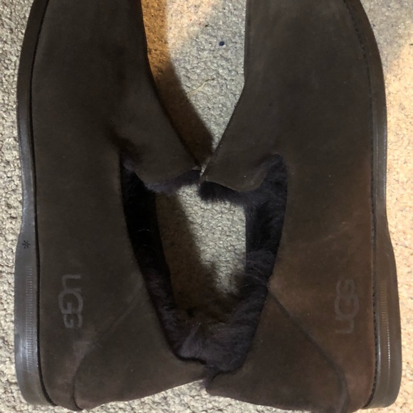 UGG—-Flash sale!! Need to sell everything so make me an offer!! - Picture 2 of 3